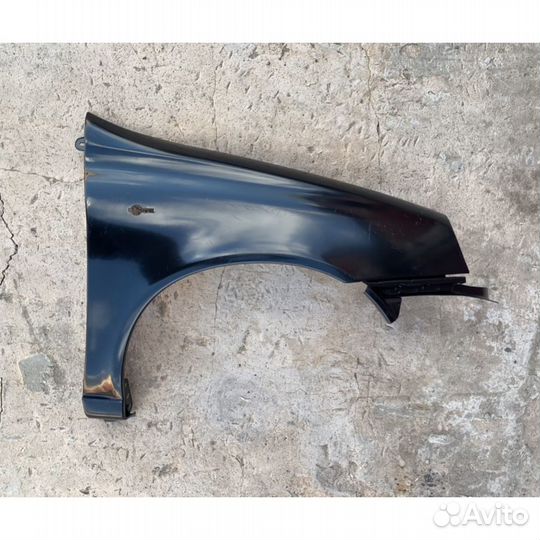 Крылья на Калину левое и правое новые