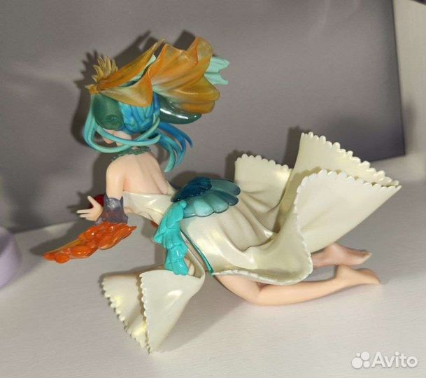 Фигурка аниме русалка
