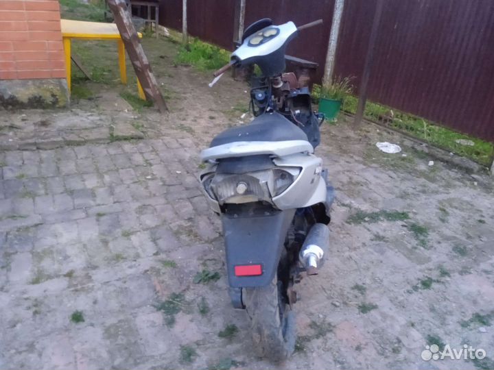 Мопед 80 кубов и запчасти, цена за всё