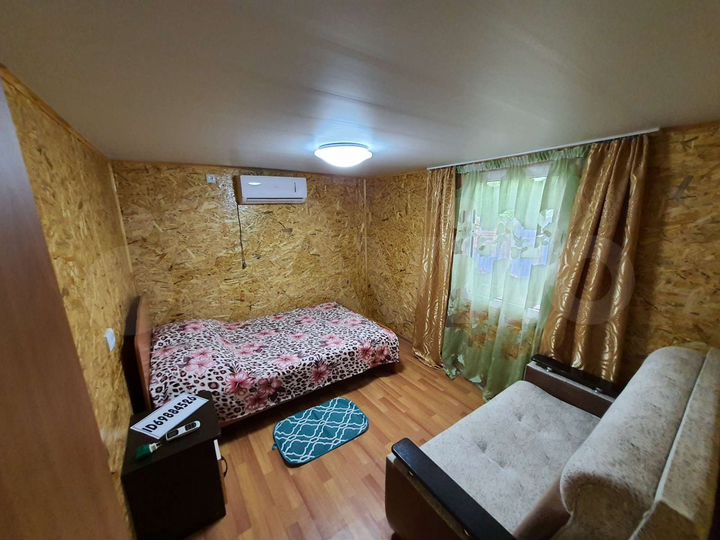 Дом 40 м² на участке 1 сот.