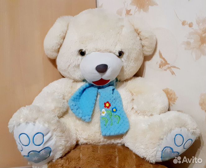 Большие плюшевые медведи
