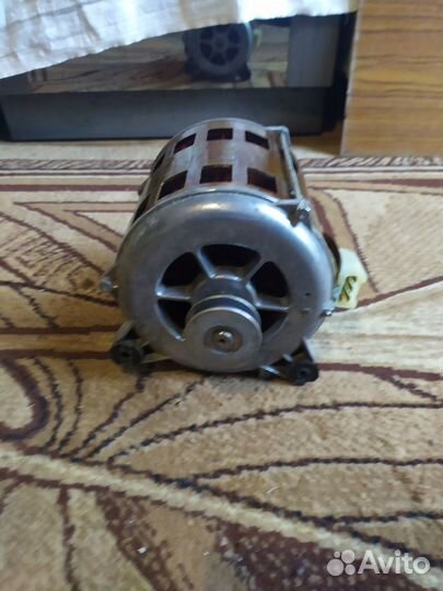 Новый Электро двигатель сма Вятка Автомат 220в