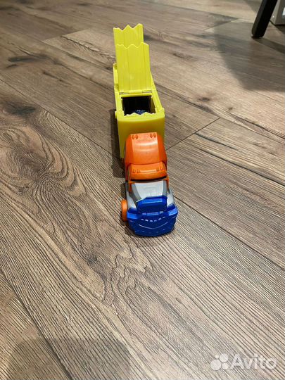 Hot wheels грузовик