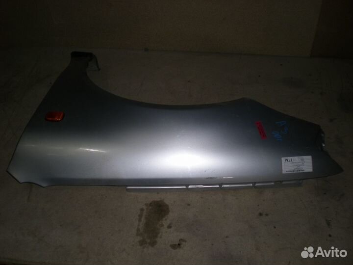 Крыло левое Audi A38L