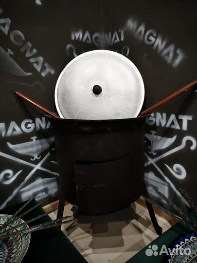 Казан чугунный с печкой+шумовка,специи в подарок