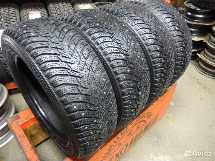 Nokian Tyres Hakkapeliitta 8 205/60 R16