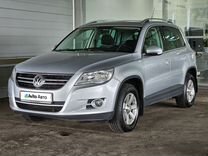 Volkswagen Tiguan 2.0 AT, 2009, 211 154 км, с пробегом, цена 930 000 руб.