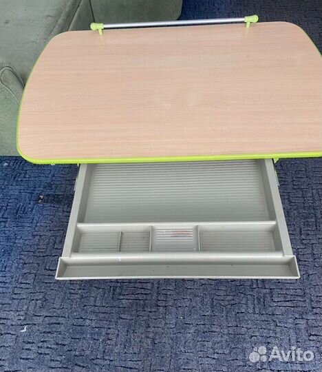 Растущий стол,очень удобный