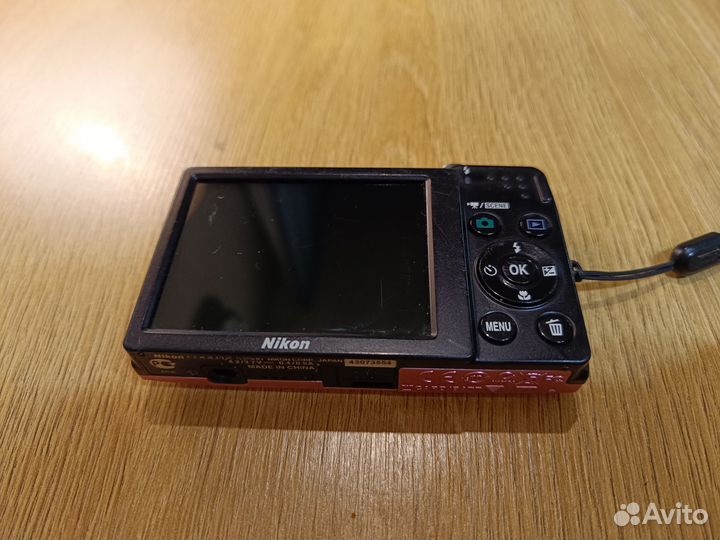 Nikon coolpix S2500