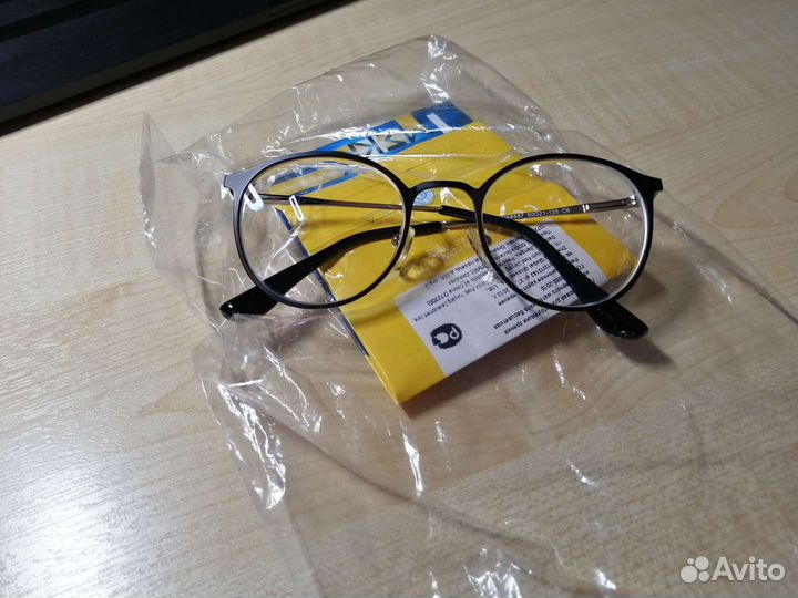 Очки с диоптриями -3