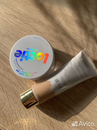 Прозрачная пудра и тональный крем