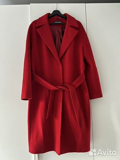 Женское красное пальто шерстяное 50-52 размер