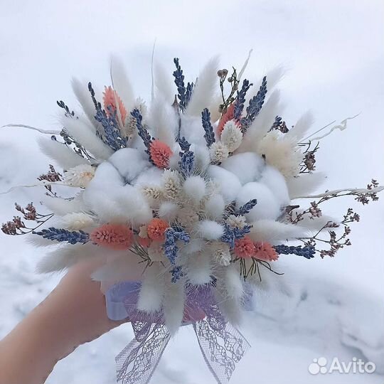 Композиции и букеты из сухоцветов