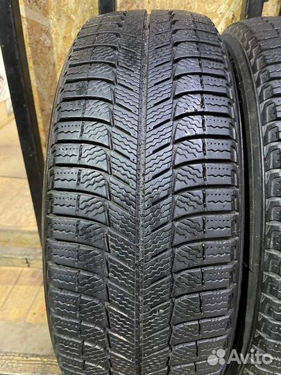 Michelin Latitude X-Ice North 3 215/65 R17 99T