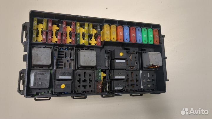 Блок предохранителей Ford Transit (Tourneo) Connec