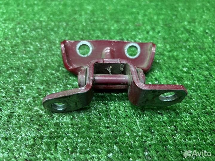 Петля двери задняя правая Kia Ceed ED