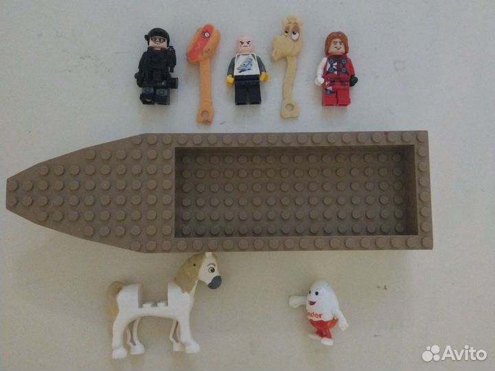 Продаю Лего и игрушки