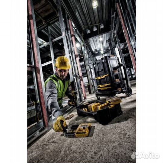 Ящик для наборов dewalt tstak DT70716 (Новое)