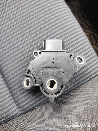 Датчик положения селектора АКПП toyota voxy/ noax