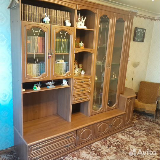 Стенка в гостиную
