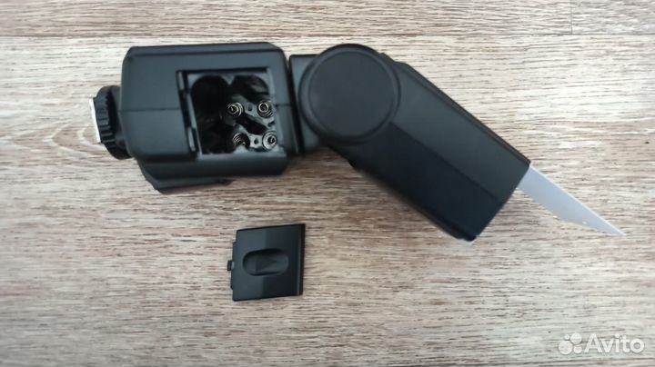 Вспышка Doerr DAF-42 Power Zoom for Canon