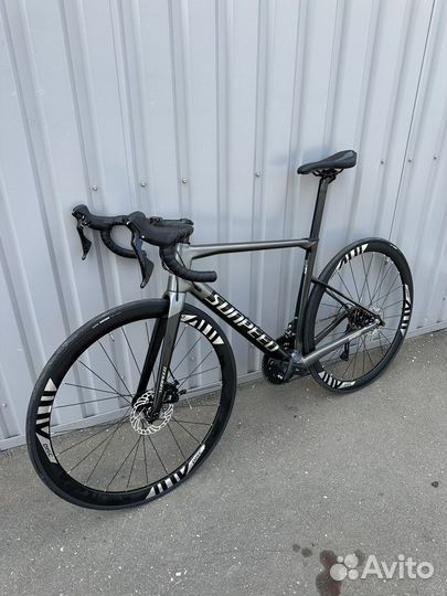 Шоссейный карбоновый велосипед Sunpeed Invinceble