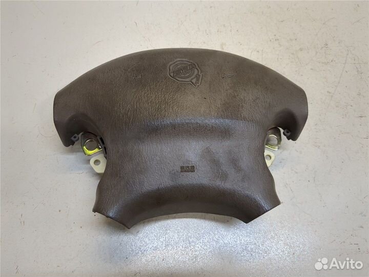 Подушка безопасности водителя Chrysler 300M, 2000