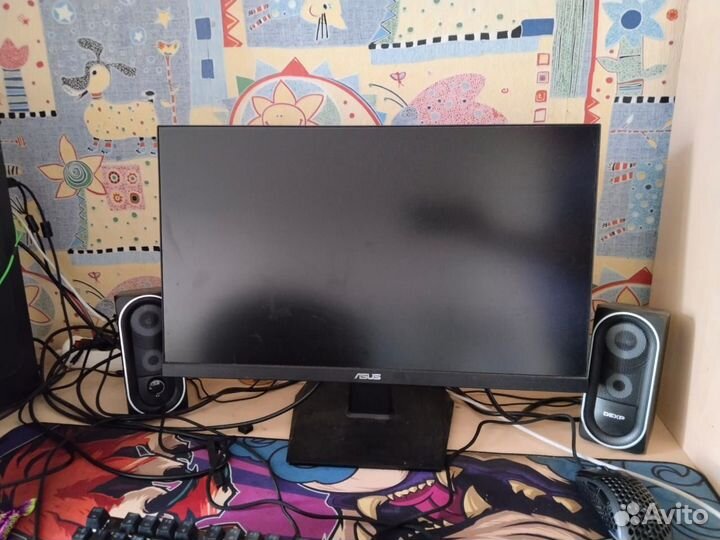 Монитор Asus