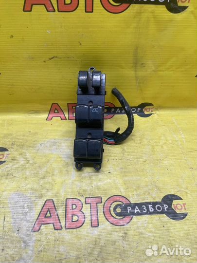 Блок управления стеклоподъемниками Nissan Fuga Y50