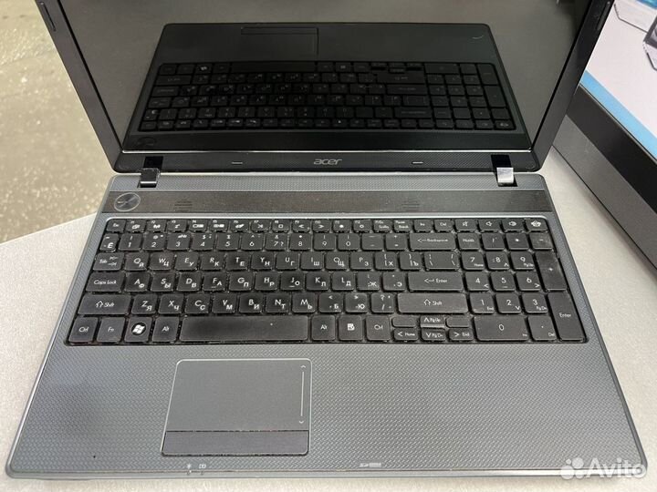 Ноутбук Acer Aspire 5749