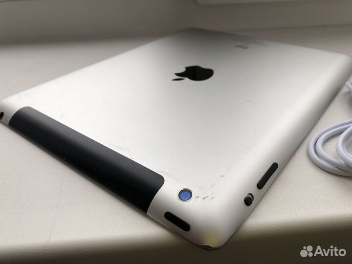 iPad 3 64гб стмкарта+вайфай