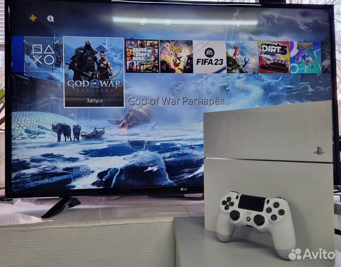 Прошитый Sony PS4 (с игрой God Of War: Рагнарёк)