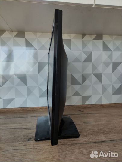 Монитор LG E2241S-BN, 21.5