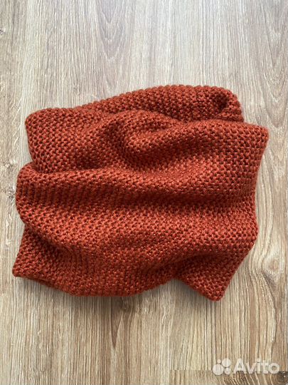 Снуд h&m кирпичного цвета
