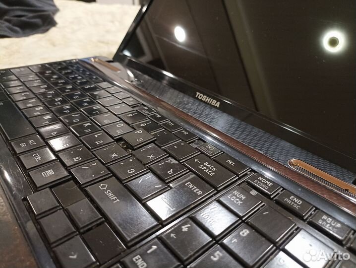 Ноутбук Toshiba