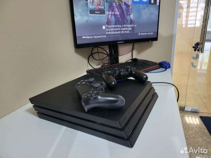 Sony PS4 Pro 1tb 2 джой + 140 игр