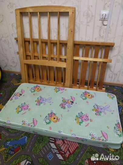 Кроватка для новорожденных