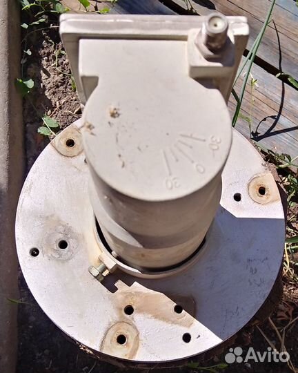 Антенна спутниковая