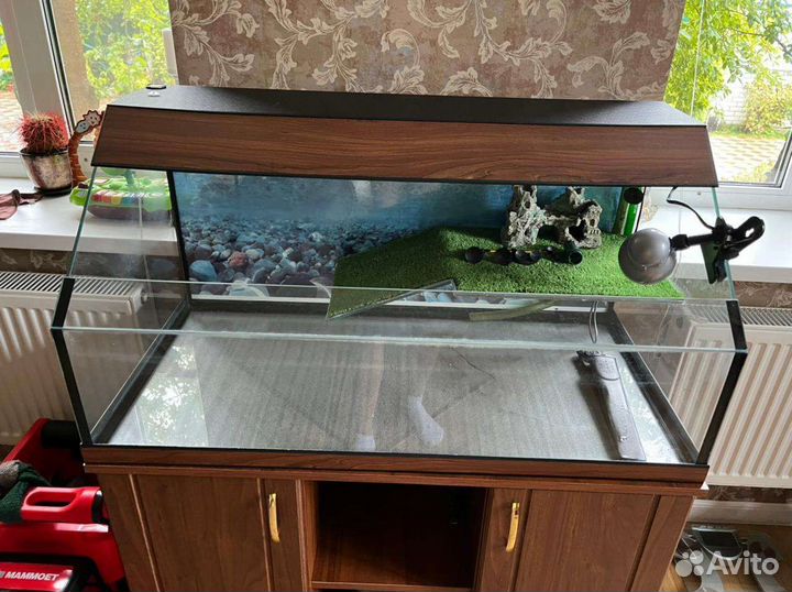Террариум с тумбой