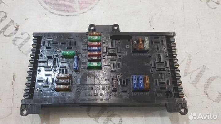 Блок предохранителей Mercedes - Benz w639 Viano V