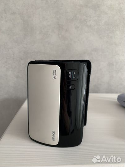 Тонометр Omron Evolv