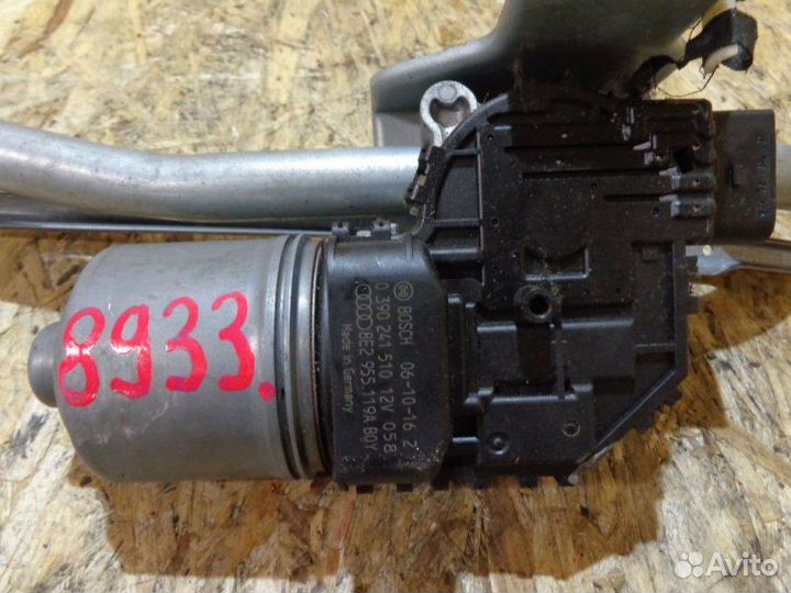 Трапеция стеклоочистителей Audi A4 B7 AUK