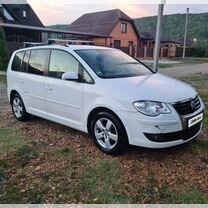 Volkswagen Touran 2.0 MT, 2008, 193 100 км, с пробегом, цена 950 000 руб.