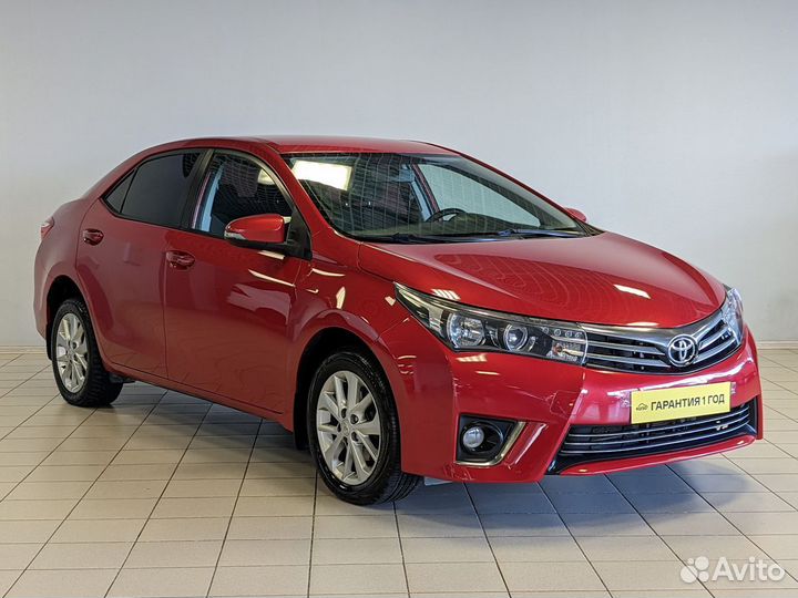 Toyota Corolla 2015 Red