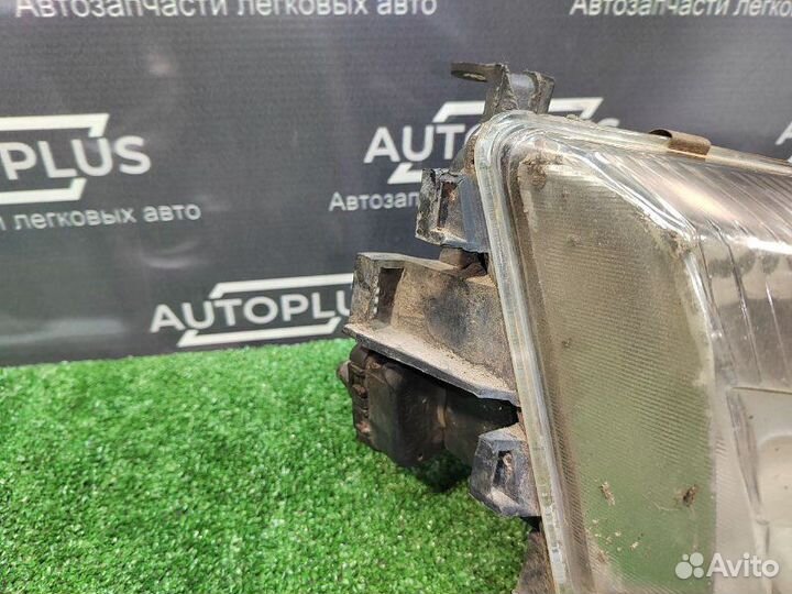 Фара правая Opel Vectra B универсал 1.6 X16XEL