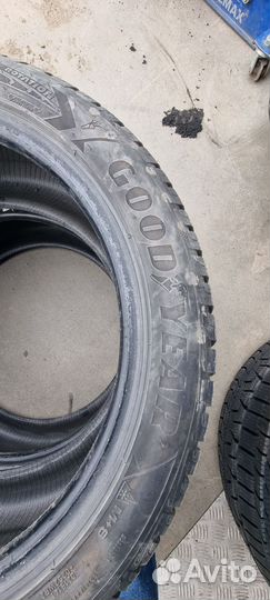 Goodyear UltraGrip Performance 235/45 R18