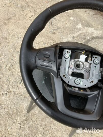 Кожаный руль на kia rio