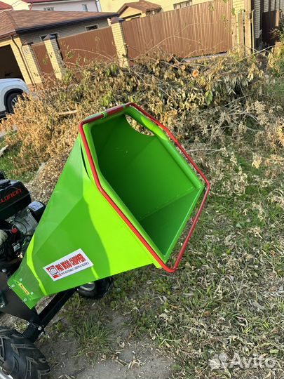 Измельчение (дробление ) веток и стволов деревьев