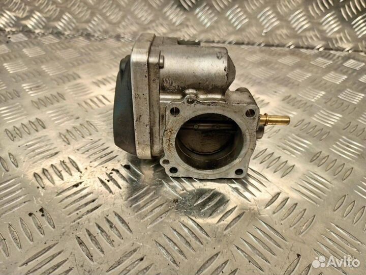 Дроссельная заслонка Renault Megane 2