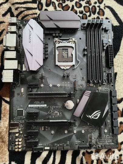 Материнская плата Asus Strix B250F Gaming